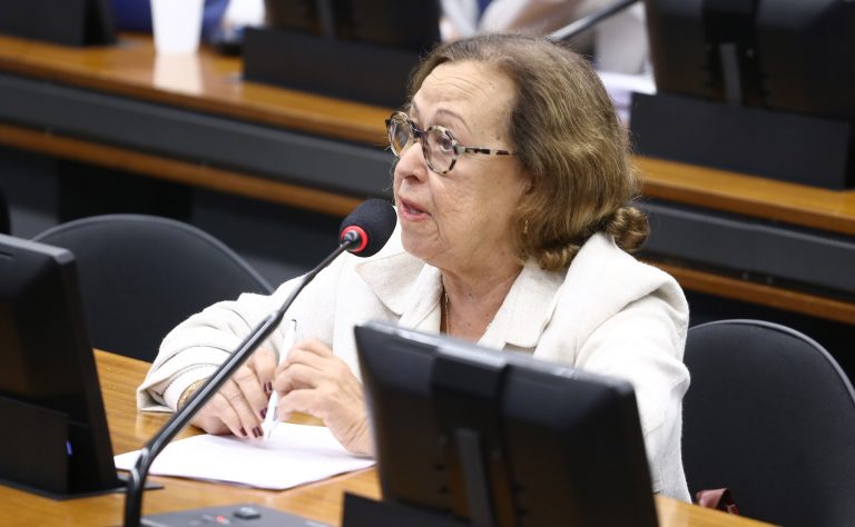 Comissão aprova nova regra sobre indenização por dano moral a vítima de violência doméstica
