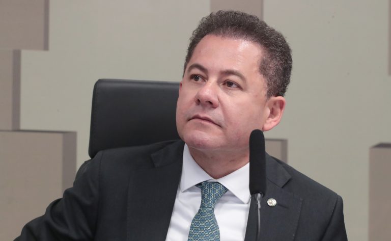 Comissão aprova selo Aeroporto Amigo do Pet para terminais com espaço destinado a cães e gatos