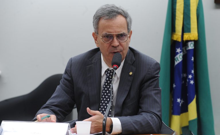 Projeto cria preço mínimo para proteger produtores de cacau