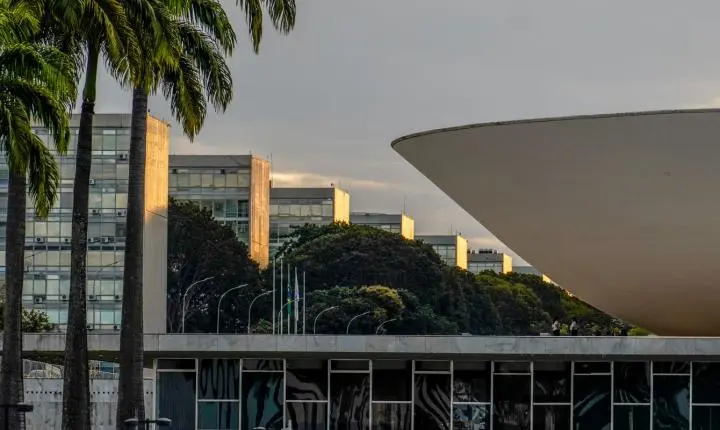 Dino propõe ampliar responsabilização de parlamentares por emendas