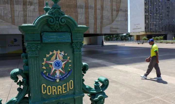 TCU cita risco fiscal dos Correios e defende compensação de custos 